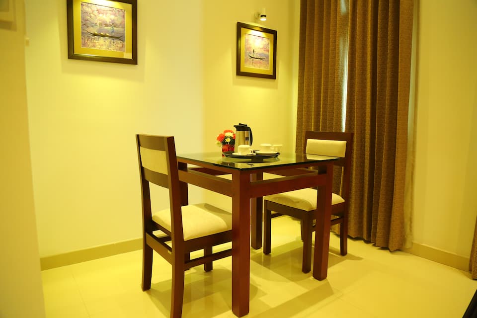 MINI SUITE LIVING ROOM