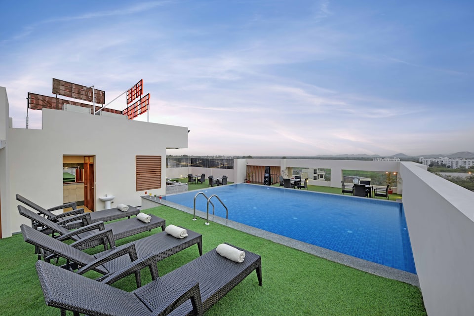 rooftop poolside