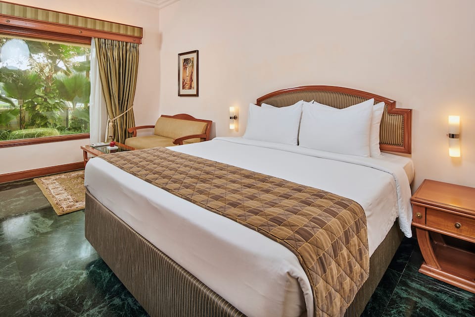 Garden View Room