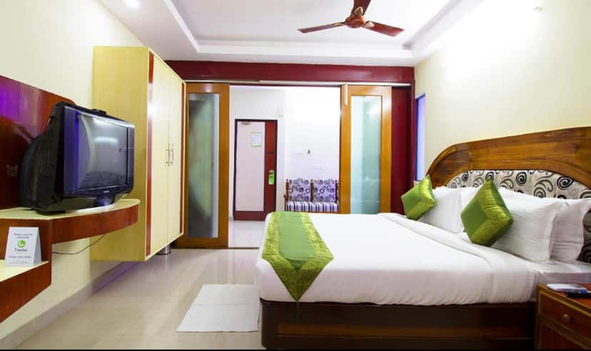 PREMIUM ROOM